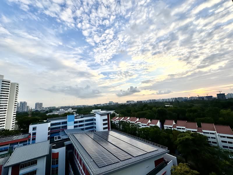 Westmere Condominium For Sale at S$ 1,450,000 | PropertyGuru Singapore