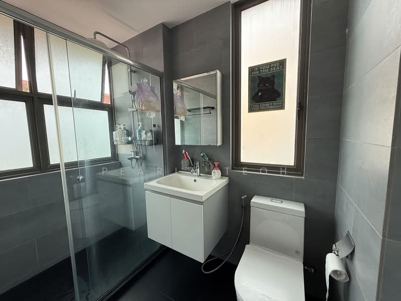 Chuan Ville Corner Terrace For Sale at S$ 3,980,000 | PropertyGuru Singapore - Bathroom