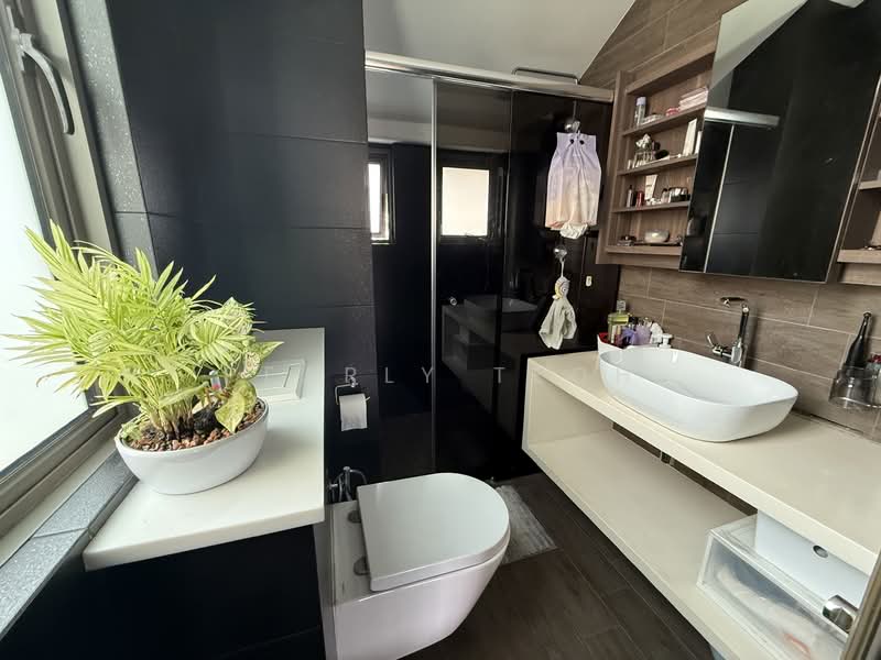 Chuan Ville Corner Terrace For Sale at S$ 3,980,000 | PropertyGuru Singapore - Bathroom