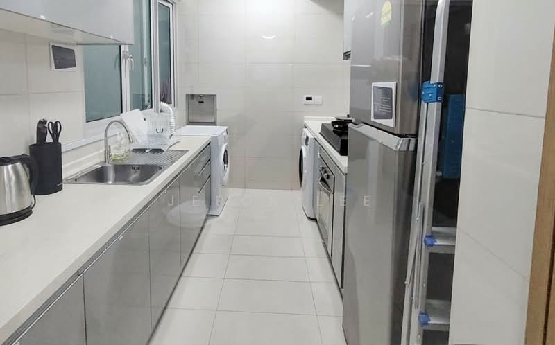 Caspian, 54 Lakeside Drive, Room Rental, 155 sqft, Condominium For Rent, by Jeron Lee, 500056793 - Kitchen - PropertyGuru.com.sg