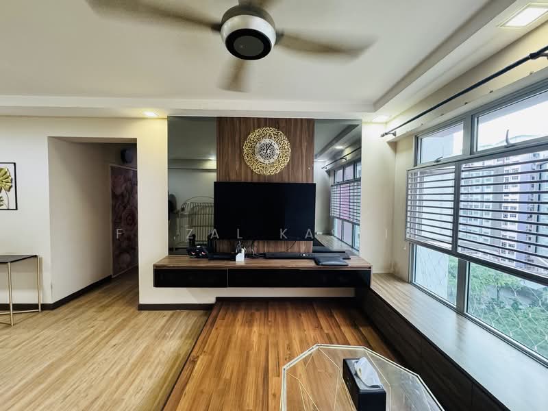 For Sale - 780D Woodlands Crescent