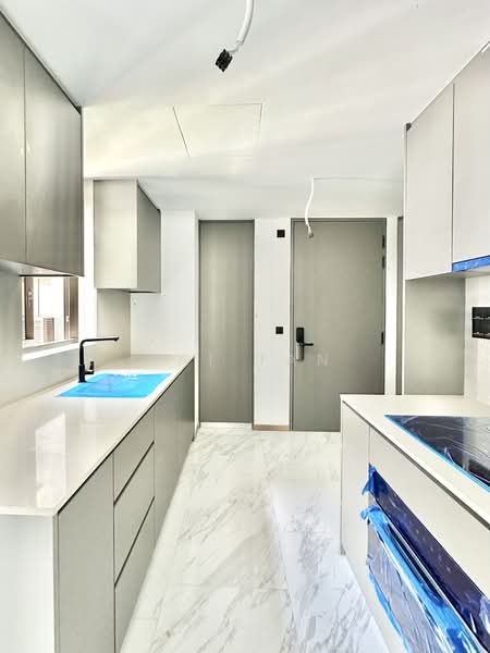 The Landmark Condominium For Sale at S$ 2,180,000 | PropertyGuru Singapore