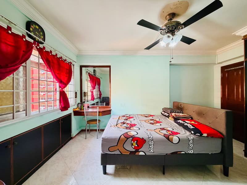 842G Tampines Street 82 HDB Flat For Sale at S$ 750,000 | PropertyGuru Singapore