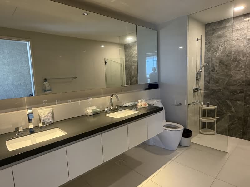 The Interlace, 180 Depot Road, 4 Bedrooms, 3,400 sqft, Condominium For Rent, by Chris Mulia Lim 林德和, 500056854 - Bathroom - PropertyGuru.com.sg