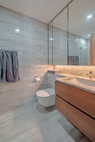Fourth Avenue Residences Condominium For Sale at S$ 1,980,000 | PropertyGuru Singapore - Bathroom