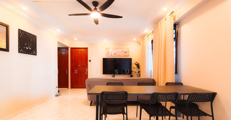 470 Sembawang Drive HDB Flat For Sale at S$ 520,000 | PropertyGuru Singapore - Living Room