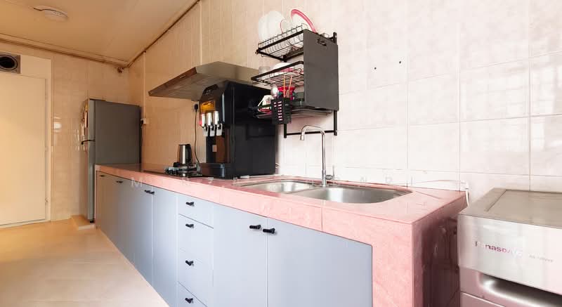 470 Sembawang Drive HDB Flat For Sale at S$ 520,000 | PropertyGuru Singapore - Kitchen