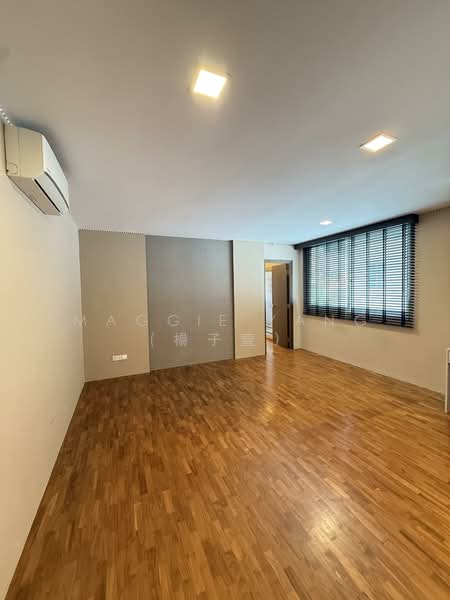 SEMI-DETACHED HOUSE AT BARTLEY, , 10+ Bedrooms, 8,100 sqft, Semi-Detached House For Rent, by Maggie Yang (楊子萱）, 500056909 - Bedroom 2 - PropertyGuru.com.sg