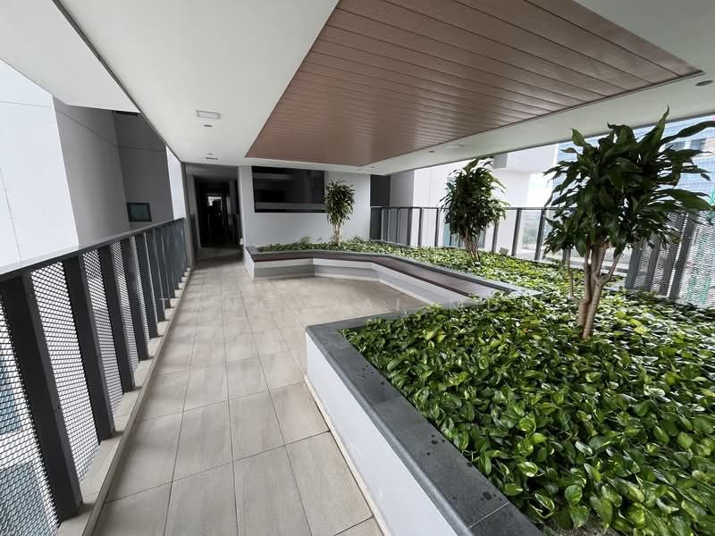 J Gateway Condominium For Sale at S$ 1,080,000 | PropertyGuru Singapore