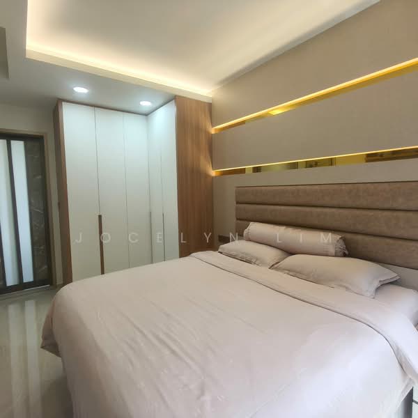 SkyPark Residences Executive Condominium For Sale at S$ 2,200,000 | PropertyGuru Singapore - Master Bedroom