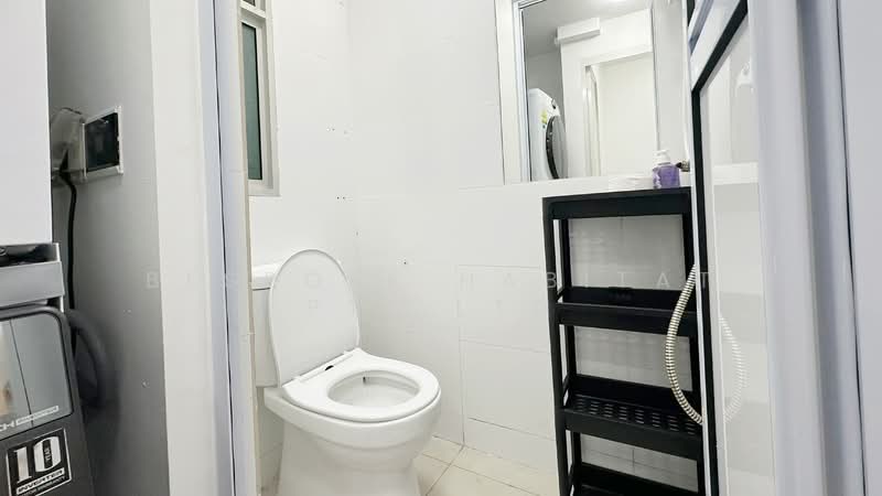 Caspian, 60 Lakeside Drive, Room Rental, 100 sqft, Condominium For Rent, by Bespoke Habitat Pte Ltd, 500056955 - 14-44 Common Bathroom - PropertyGuru.com.sg