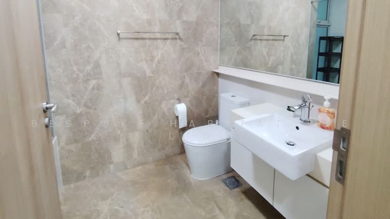 Caspian, 60 Lakeside Drive, Room Rental, 100 sqft, Condominium For Rent, by Bespoke Habitat Pte Ltd, 500056955 - 02-10 Common Bathroom - PropertyGuru.com.sg
