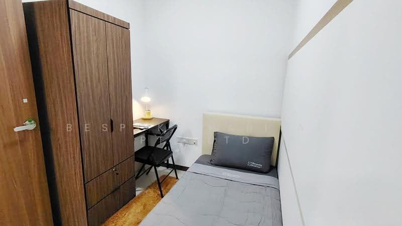 60 Lakeside Drive, Boon Lay / Jurong / Tuas