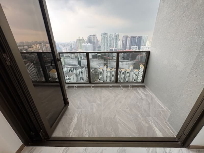 The Landmark, 173 Chin Swee Road, 1 Bedroom, 495 sqft, Condominium For Rent, by Eric Gan, 500056956 - Balcony - PropertyGuru.com.sg
