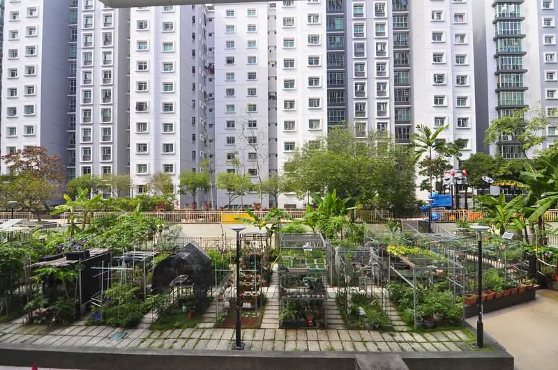 176B Edgefield Plains HDB Flat For Sale at S$ 568,000 | PropertyGuru Singapore - Exterior