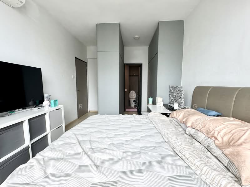 Maysprings Apartment For Sale at S$ 1,199,000 | PropertyGuru Singapore - Bedroom