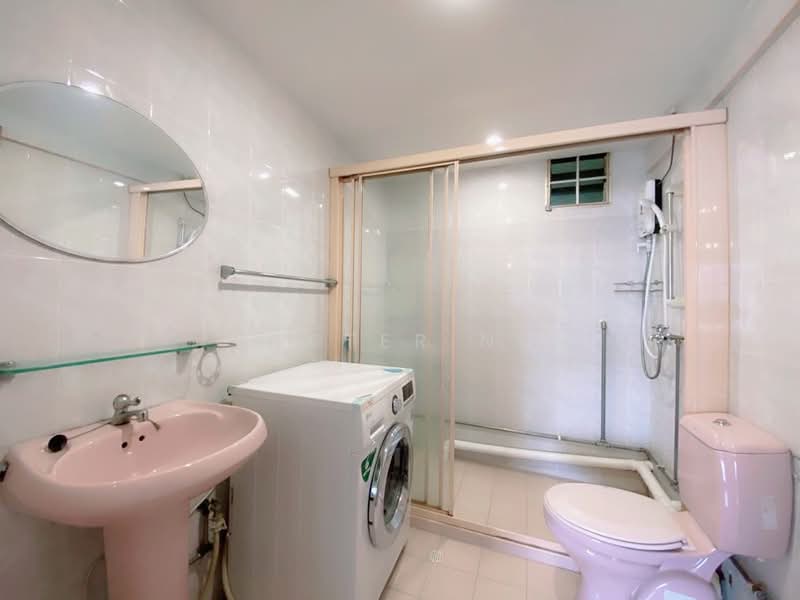 People's Park Complex, 1 Park Road, 1 Bedroom, 463 sqft, Apartment For Rent, by Lester Ng, 500057002 - Bathroom - PropertyGuru.com.sg