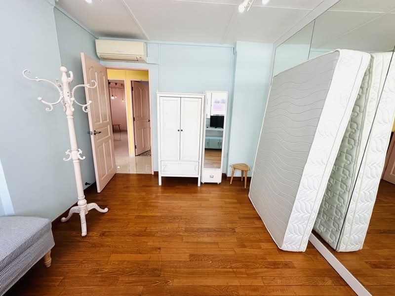 660 Hougang Avenue 8 HDB Flat For Sale at S$ 680,000 | PropertyGuru Singapore