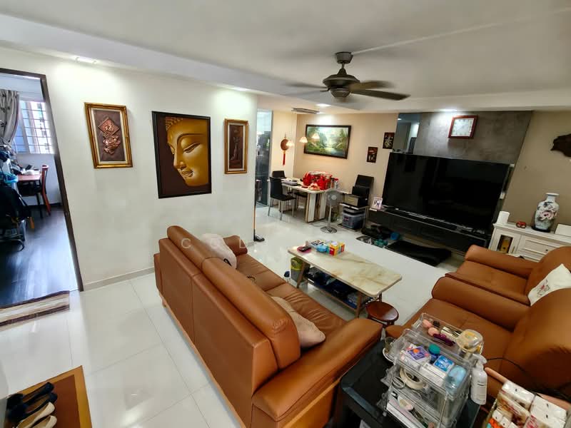 358 Bukit Batok Street 31 HDB Flat For Sale at S$ 518,000 | PropertyGuru Singapore - Living Room