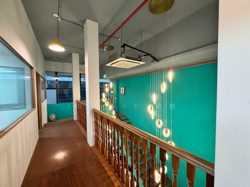 Oxley BizHub, 61 Ubi Road 1, 2,300 sqft, Light Industrial (B1) For Sale, by Judy Hu 胡艳, 500057014 - Corridor - CommercialGuru.com.sg