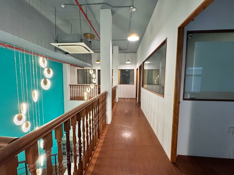 Oxley BizHub, 61 Ubi Road 1, 2,300 sqft, Light Industrial (B1) For Sale, by Judy Hu 胡艳, 500057014 - Corridor - CommercialGuru.com.sg