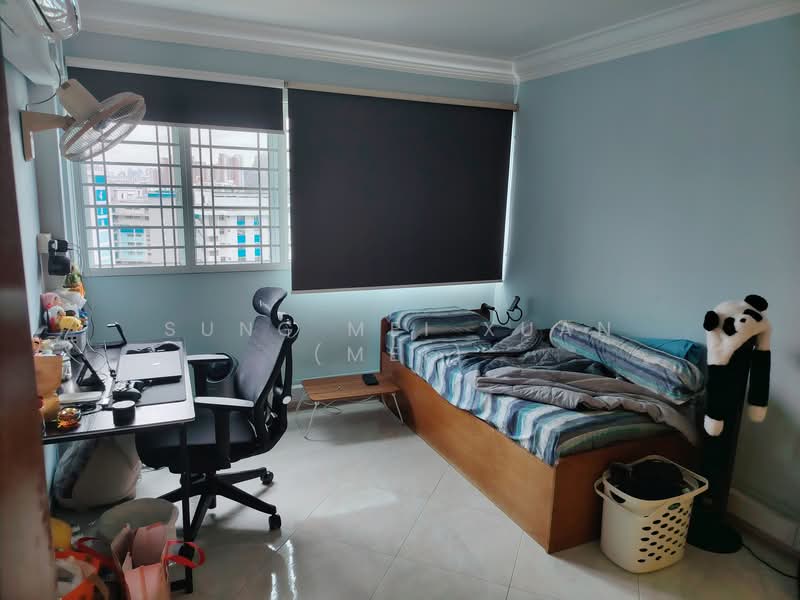 439 Ang Mo Kio Avenue 10, 439 Ang Mo Kio Avenue 10, 3 Bedrooms, 1,281 sqft, HDB Flat For Rent, by Sung Mei Xuan (MEI), 500057019 - Bedroom - PropertyGuru.com.sg