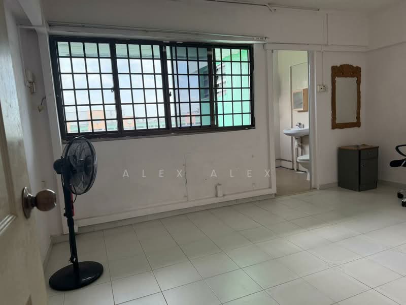 240 Yishun Ring Road, 240 Yishun Ring Road, 3 Bedrooms, 1,323 sqft, HDB Flat For Rent, by Alex Alex, 500057022 - Interior - PropertyGuru.com.sg