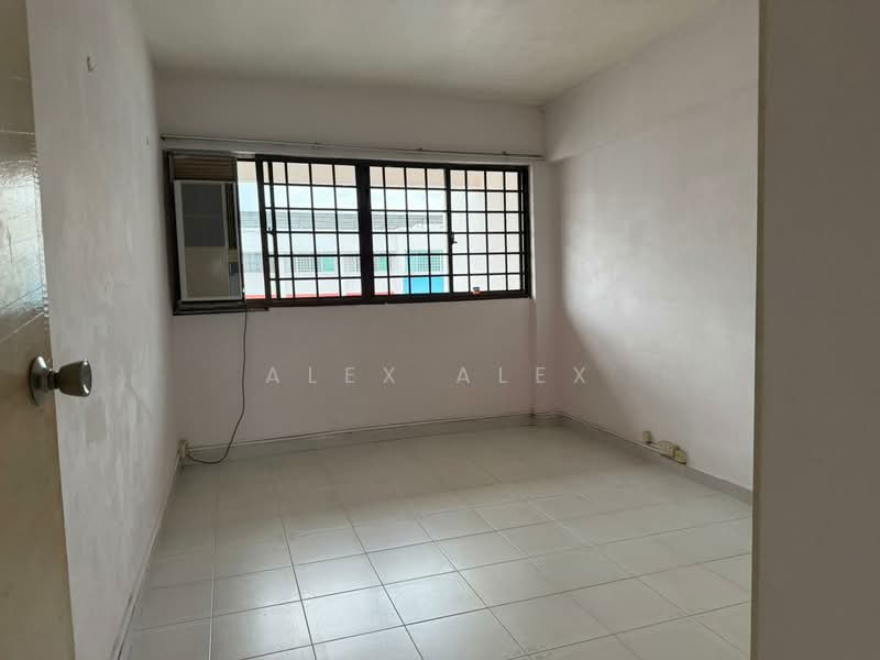 240 Yishun Ring Road, 240 Yishun Ring Road, 3 Bedrooms, 1,323 sqft, HDB Flat For Rent, by Alex Alex, 500057022 - Interior - PropertyGuru.com.sg