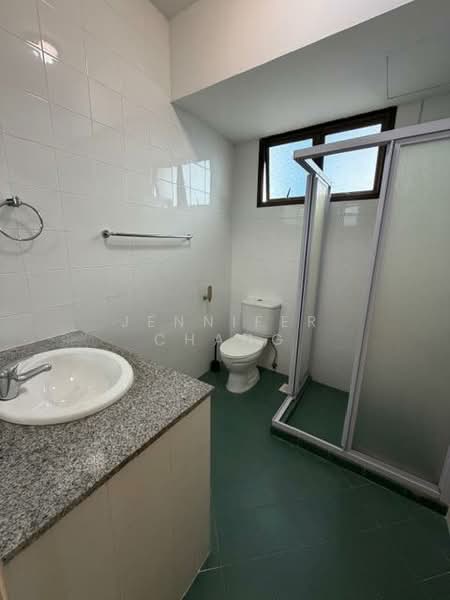 Riverwalk Apartments Apartment For Sale at S$ 2,300,000 | PropertyGuru Singapore - Bathroom