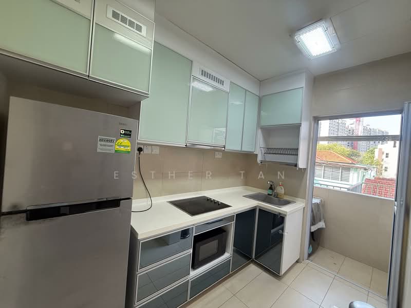 Vogx, 109 Dorset Road, 3 Bedrooms, 1,165 sqft, Condominium For Rent, by Esther Tan, 500057042 - Kitchen - PropertyGuru.com.sg