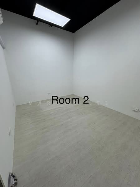 Woodlands 11, 11 Woodlands Close, 165 sqft, Light Industrial (B1) For Rent, by Marcus Lee, 500057046 - Room 2 - CommercialGuru.com.sg