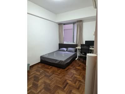 For Rent - UE Square