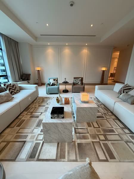 Ultra luxurious Orchard Condominium Apartment For Sale at S$ 39,000,000 | PropertyGuru Singapore - Living Room