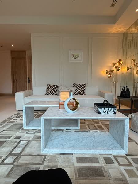 Ultra luxurious Orchard Condominium Apartment For Sale at S$ 39,000,000 | PropertyGuru Singapore - Living Room