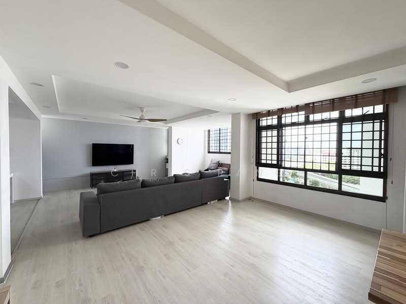 658 Choa Chu Kang Crescent HDB Flat For Sale at S$ 950,000 | PropertyGuru Singapore