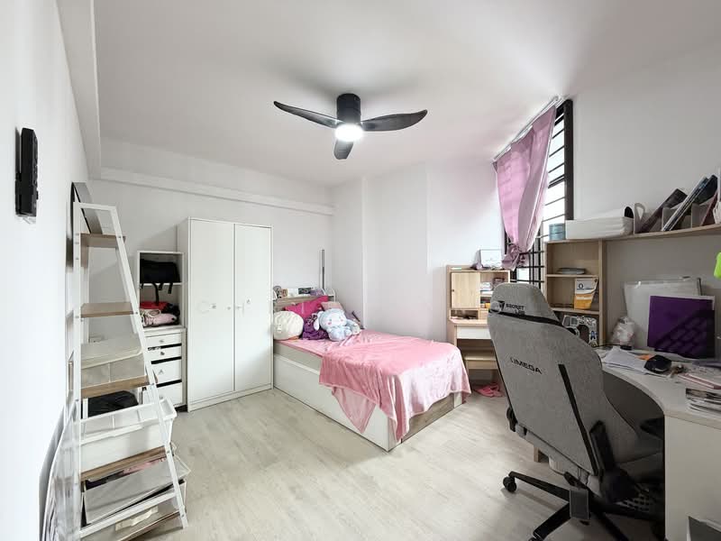 658 Choa Chu Kang Crescent HDB Flat For Sale at S$ 950,000 | PropertyGuru Singapore