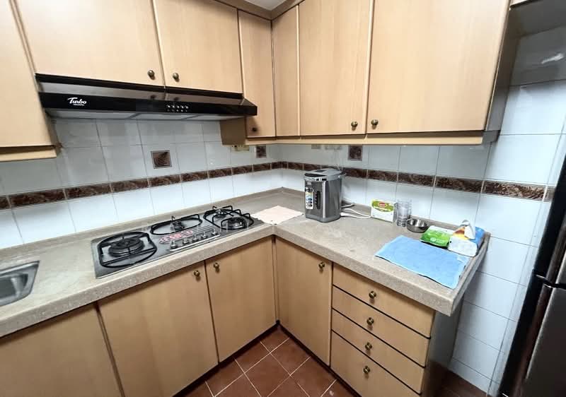 Melville Park Apartment For Sale at S$ 980,000 | PropertyGuru Singapore - Kitchen