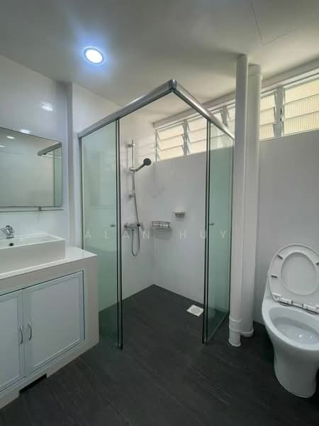 Neptune Court, 1 Marine Vista, Room Rental, 200 sqft, Apartment For Rent, by Alan Huy, 500057075 - Bathroom - PropertyGuru.com.sg