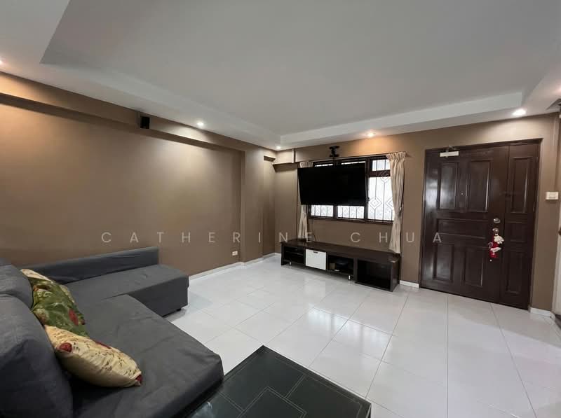 28 Cassia Crescent HDB Flat For Sale at S$ 988,000 | PropertyGuru Singapore - Living Room