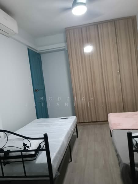 384 Bukit Batok West Avenue 5, 384 Bukit Batok West Avenue 5, Room Rental, 150 sqft, HDB Flat For Rent, by Rodziah Jailani (Rozie), 500057080 - Bedroom - PropertyGuru.com.sg