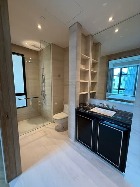 Ultra Luxurious Fully Furnished Orchard Freehold Apartment For Sale at S$ 13,500,000 | PropertyGuru Singapore - Bathroom