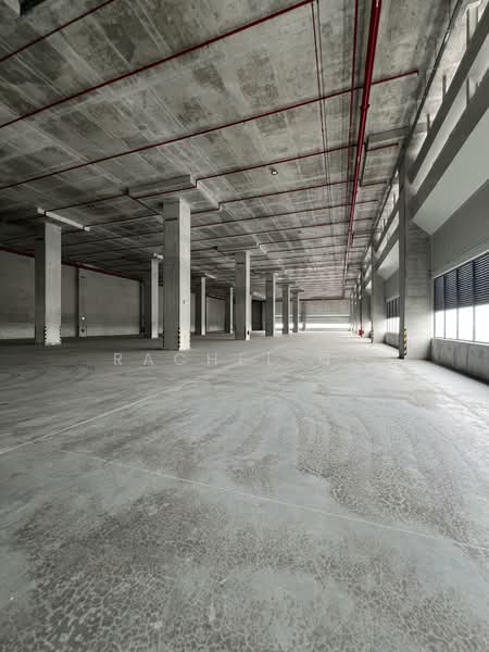 🌟 CHEAP Pandan | GROUND FLOOR | High ceiling | Ramp Up | Heavy loading, Joo koon road, 31,798 sqft, Warehouse For Rent, by Rachel ng, 500057083 - Basement - CommercialGuru.com.sg