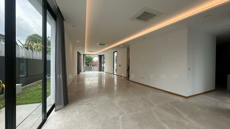 💎Brand New 999-Year Detached in Prime Bukit Timah ❤️Lift, Pool & 5 Ensuites 💎Near MGS & Pei Hwa Detached House For Sale at S$ 16,980,000 | PropertyGuru Singapore - Living Room