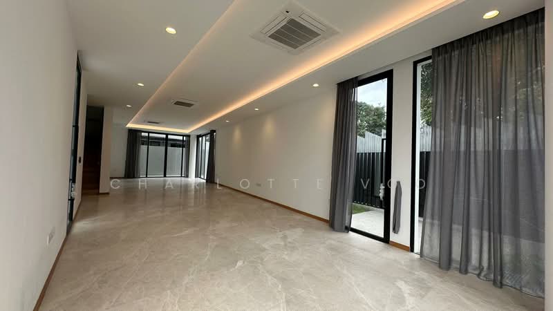 💎Brand New 999-Year Detached in Prime Bukit Timah ❤️Lift, Pool & 5 Ensuites 💎Near MGS & Pei Hwa Detached House For Sale at S$ 16,980,000 | PropertyGuru Singapore - Living Room