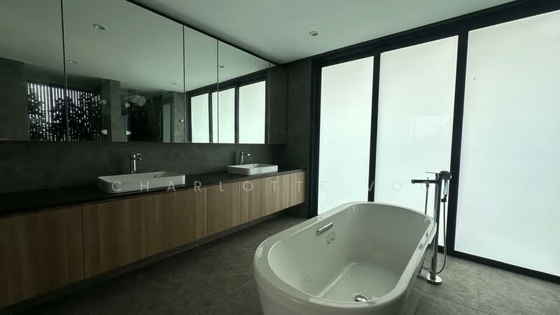 💎Brand New 999-Year Detached in Prime Bukit Timah ❤️Lift, Pool & 5 Ensuites 💎Near MGS & Pei Hwa Detached House For Sale at S$ 16,980,000 | PropertyGuru Singapore - Bathroom