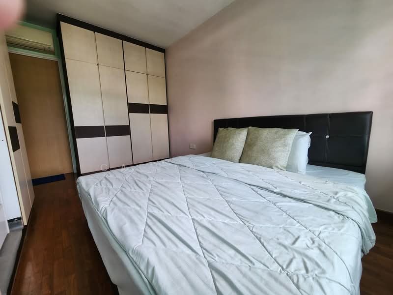 268B Punggol Field HDB Flat For Sale at S$ 720,000 | PropertyGuru Singapore - Master Bedroom