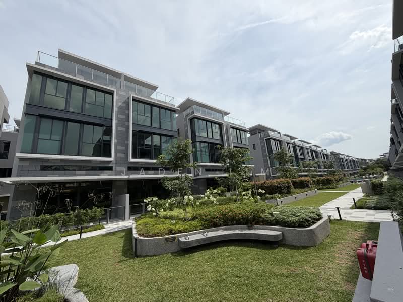 Belgravia Ace, 100 Belgravia Drive, 5 Bedrooms, 4,058 sqft, Semi-Detached House For Sale, by Jaden Lim, 500057125 - Exterior - PropertyGuru.com.sg