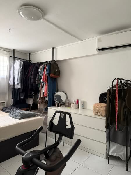 34 Jalan Bukit Ho Swee, 34 Jalan Bukit Ho Swee, 1 Bedroom, 549 sqft, HDB Flat For Rent, by Sivan S/O Thangarajoo, 500057126 - Bedroom - PropertyGuru.com.sg