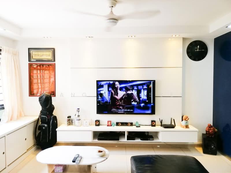 403 Admiralty Link HDB Flat For Sale at S$ 638,888 | PropertyGuru Singapore - Living Room