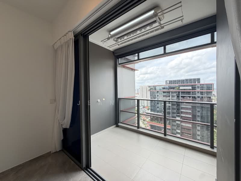 JadeScape Condominium For Sale at S$ 1,920,000 | PropertyGuru Singapore - Balcony
